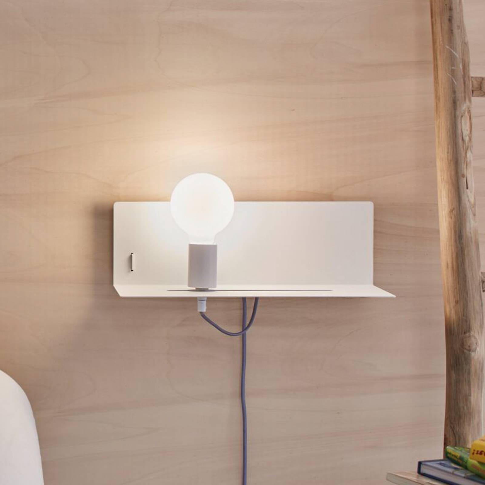 Nástenné svetlo Paulmann Devara, biela, 40 cm E27 USB port