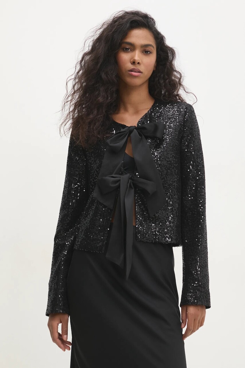 Sako Answear.LAB čierna farba, jednoradové