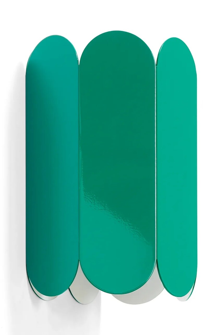 Nástenná lampa HAY Arcs 25 x 17 x 13 cm zelená farba