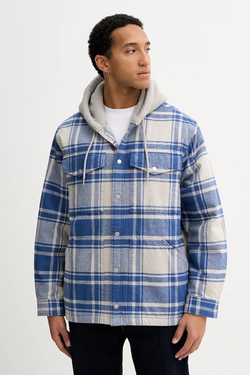 Bavlnená bunda Vans modrá farba, zimná, VN000P7VF0R1