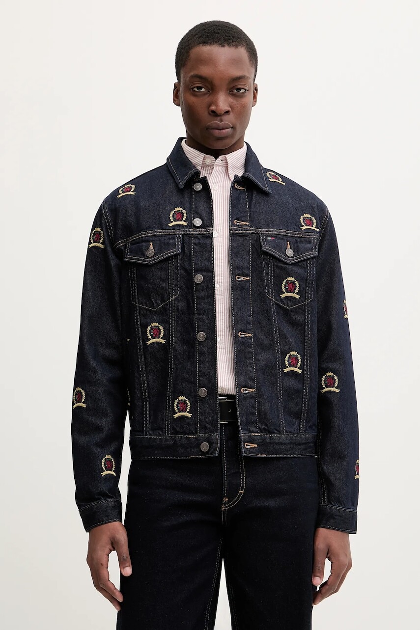 Rifľová bunda Tommy Jeans tmavomodrá farba, prechodná, DM0DM22988