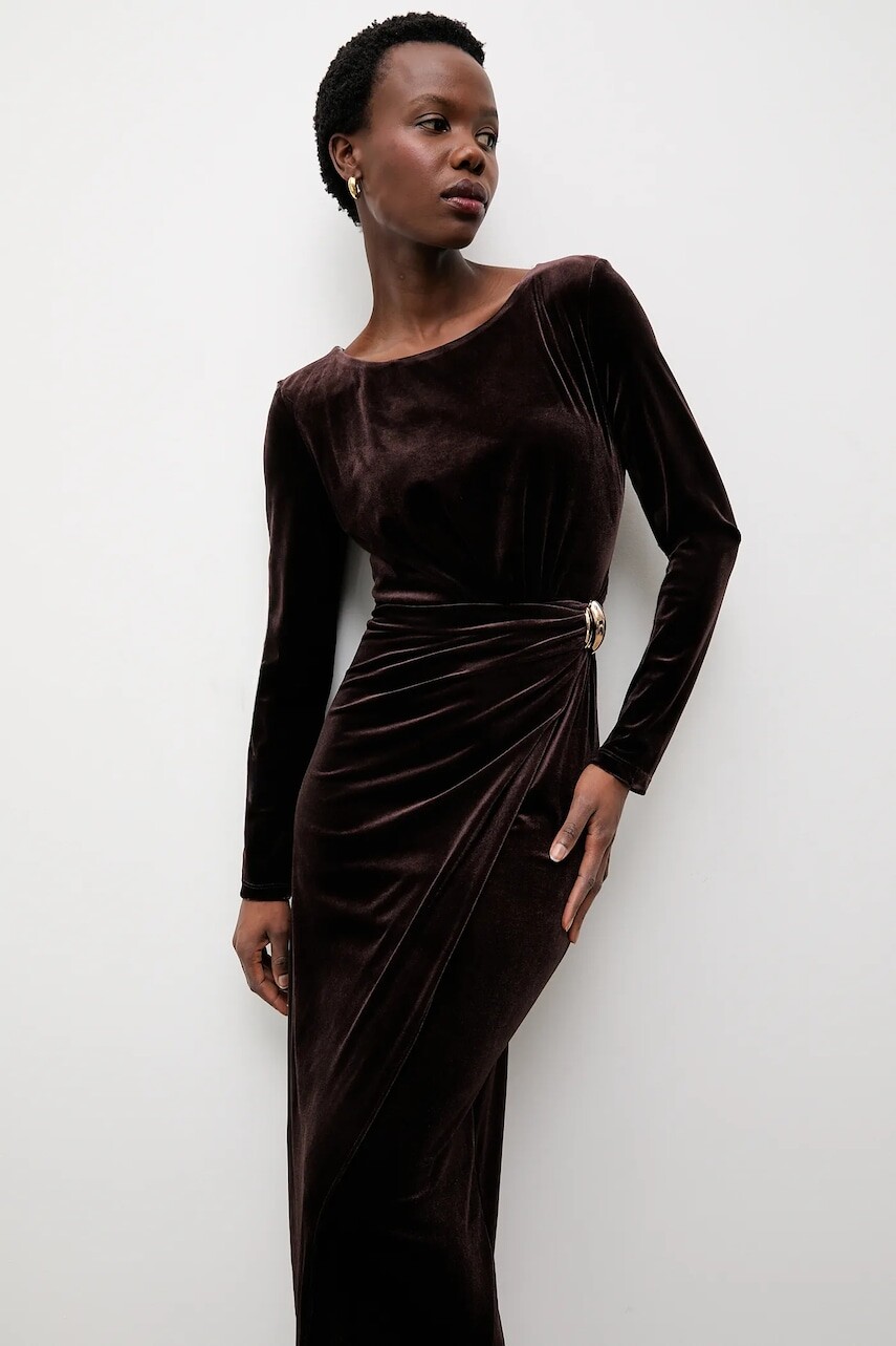 Zamatové šaty Answear.LAB hnedá farba, maxi, priliehavé