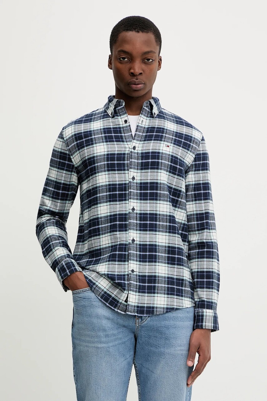 Bavlnená košeľa Tommy Jeans tmavomodrá farba, regular, s golierom button-down, DM0DM22839