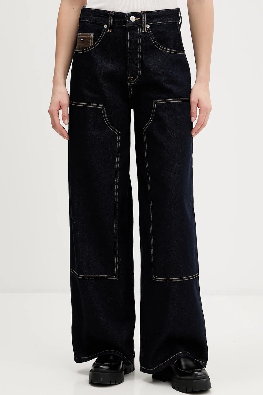 Rifle Tommy Jeans tmavomodrá farba, DW0DW22550