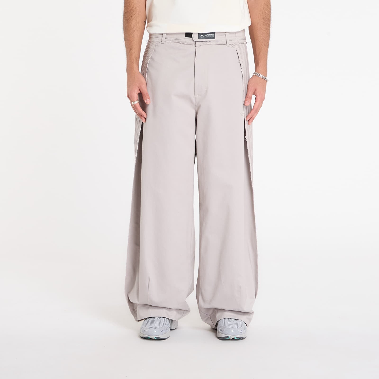 Kalhoty adidas x Bad Bunny x Mercedes - AMG Petronas Formula One Team Race Pants UNISEX Clear Granite XL