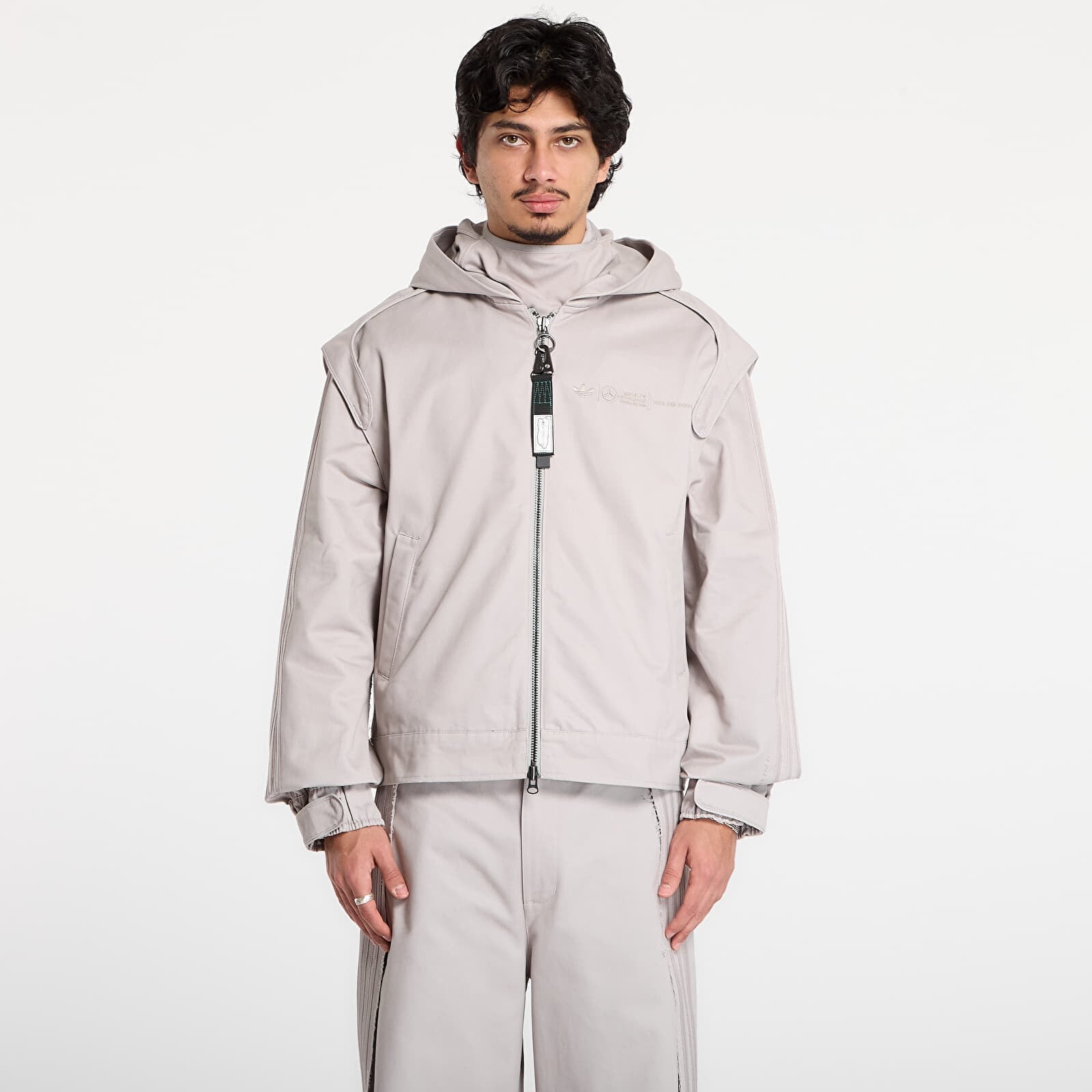 Bunda adidas x Bad Bunny x Mercedes - AMG Petronas Formula One Team Racing Zip Up Jacket UNISEX Clear Granite XL