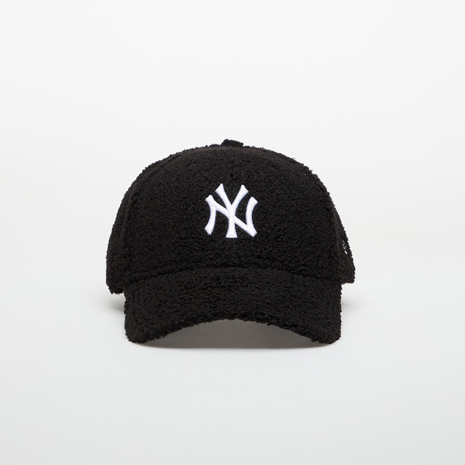 Šiltovka New Era 9FORTY MLB New York Yankees Winter Borg Black/ Optic White Universal