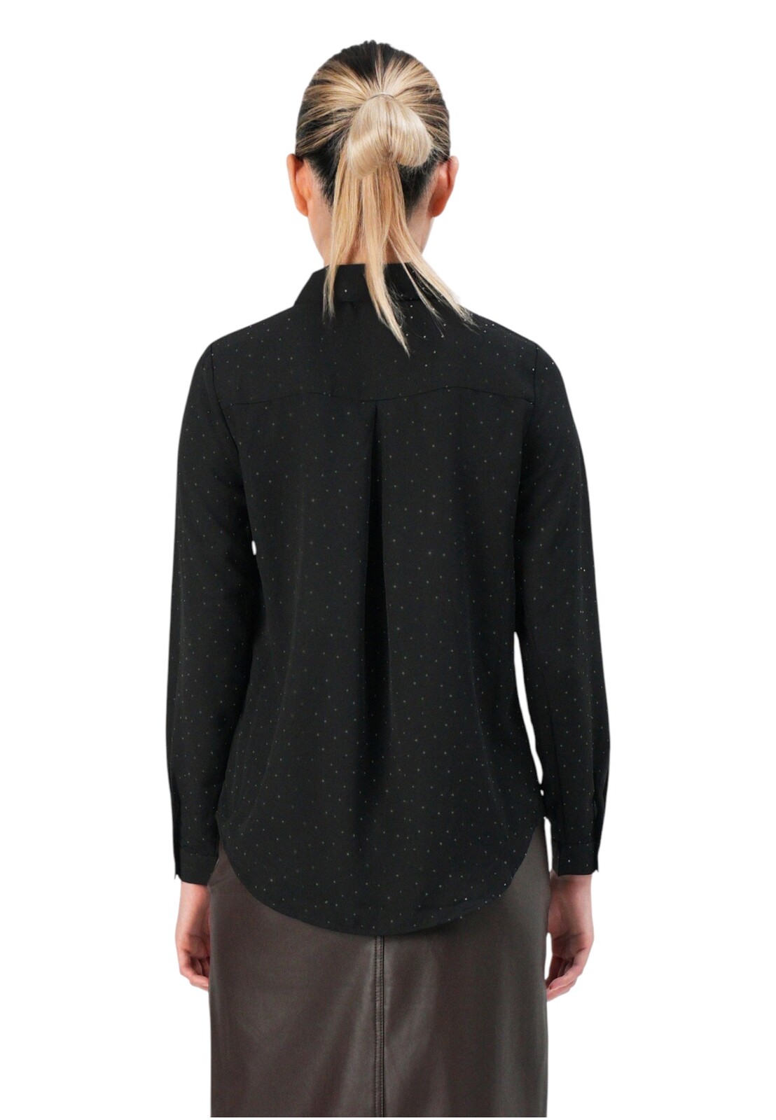 Čierna košeľa s bodkami