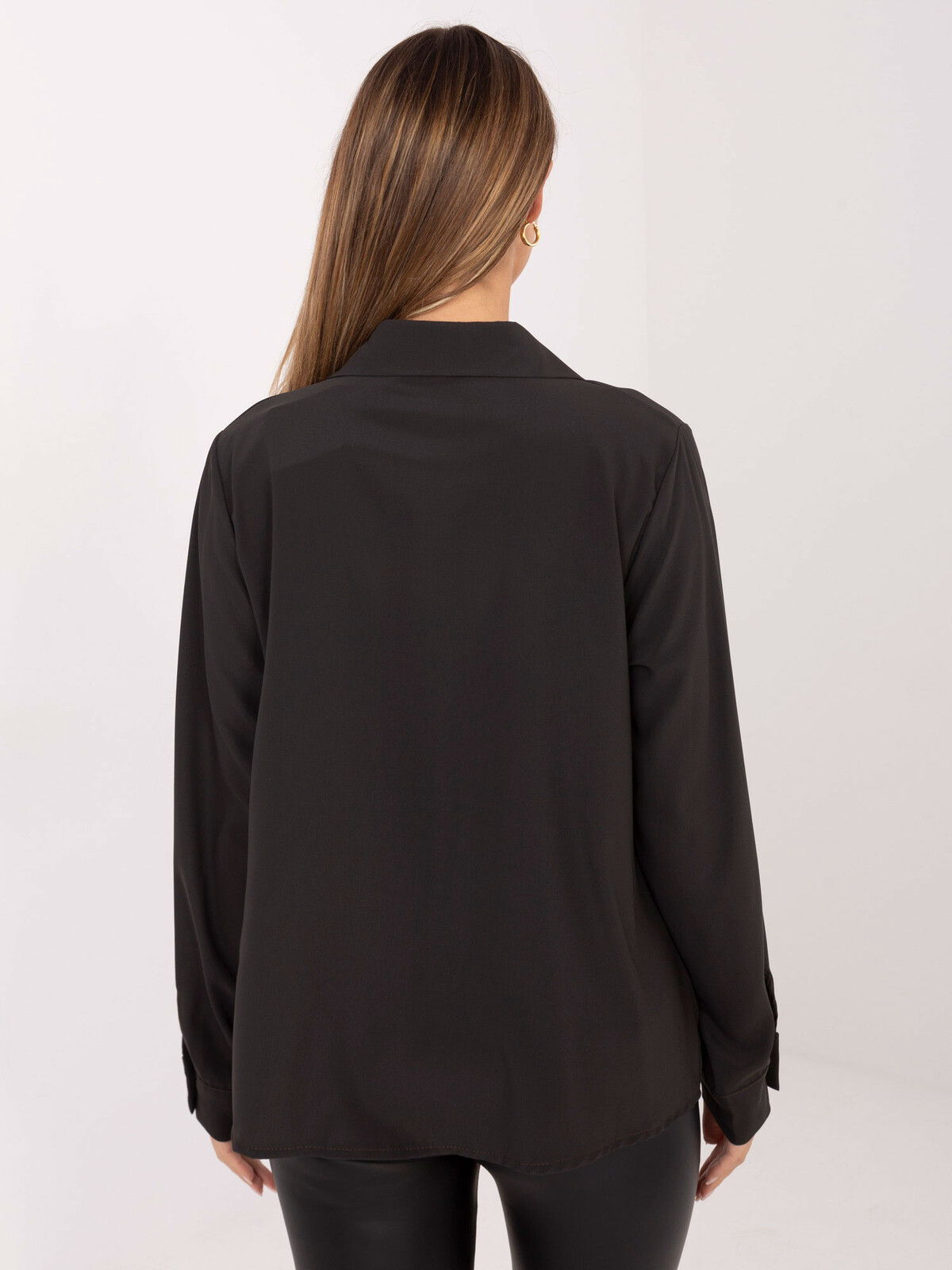 Dámska košeľa s uzlom, tmavohnedá