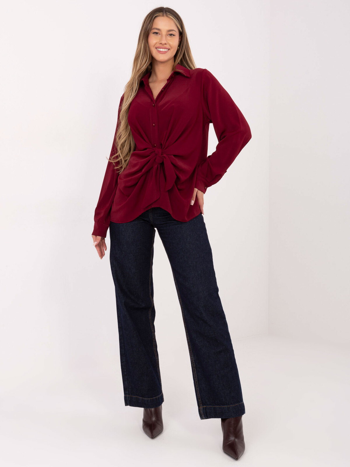 Bordová košeľa s uzlom