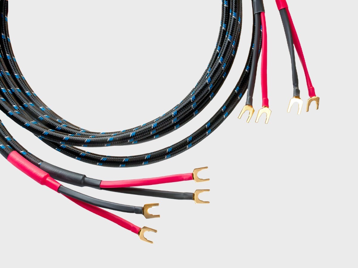 Silver Sonic Cable Q-10 Signature Internally Bi-Wired Pair 3.0m, Z-Plugs