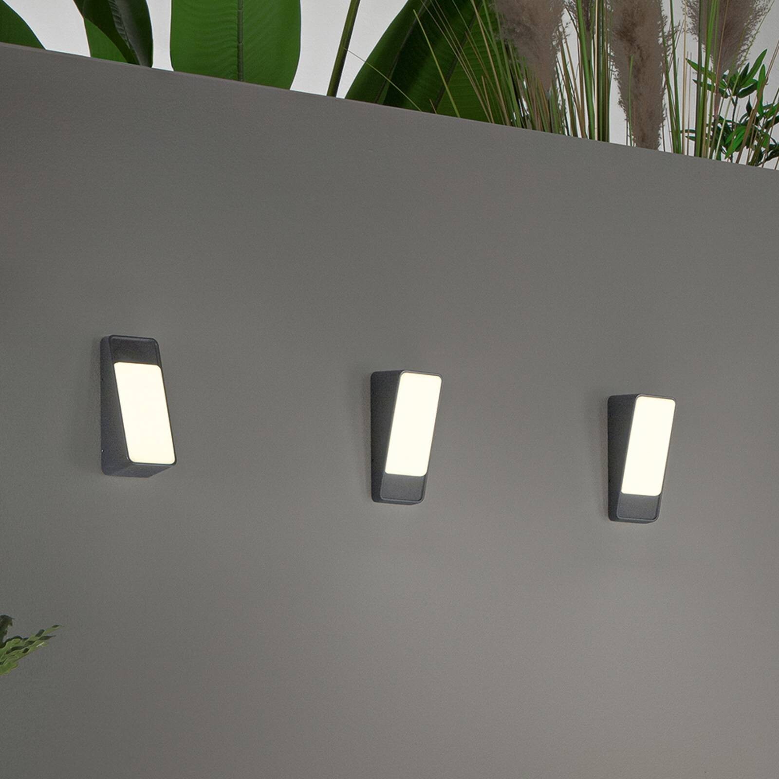 LED vonkajšie nástenné svietidlo Coupe, antracitová, výška 20 cm, kov