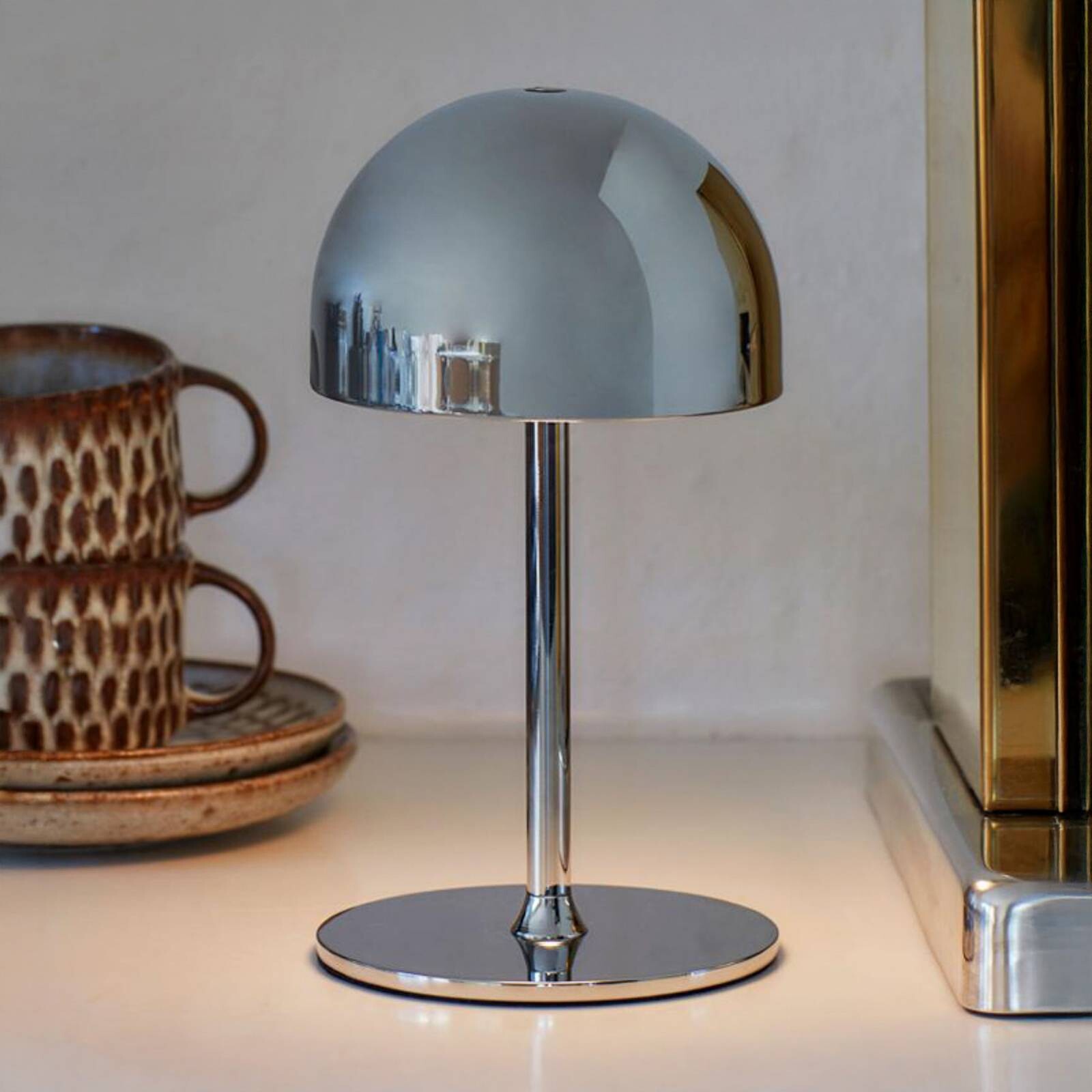 Stolová LED lampa Tim, chrómová farba, výška 22 cm, IP54
