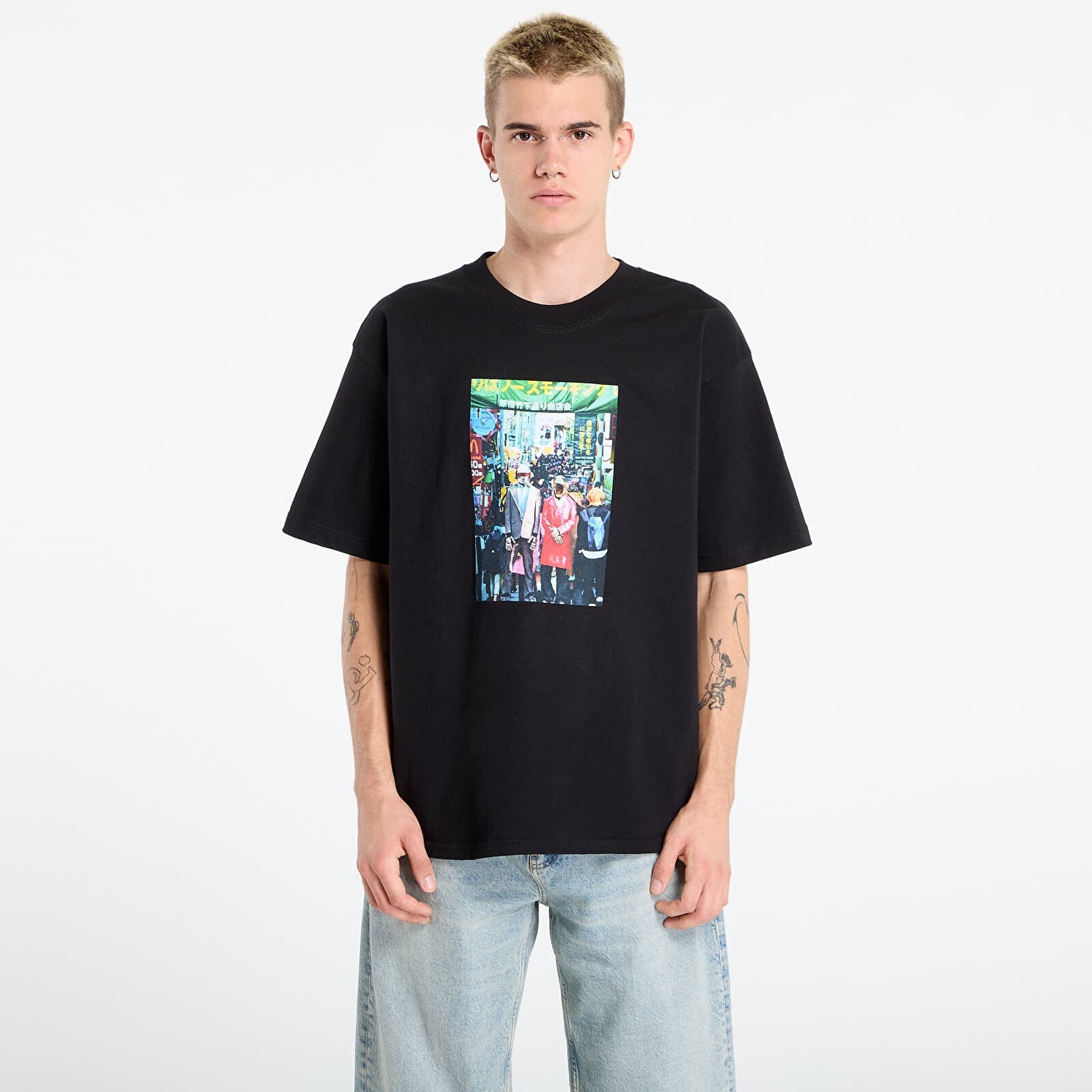 Tričko PLEASURES Harajuku T-Shirt Black S