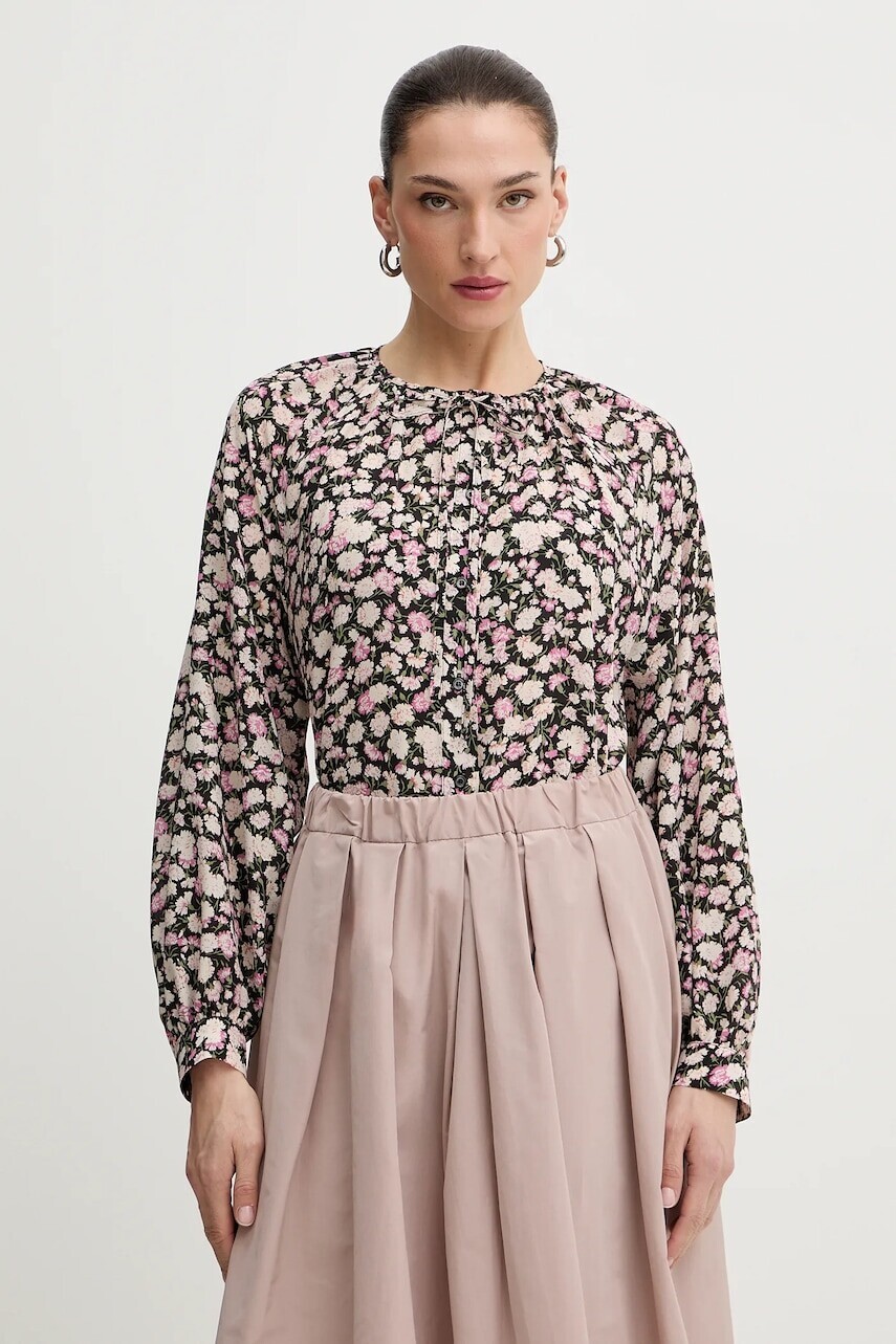 Hodvábna košeľa Weekend Max Mara CINEMA čierna farba, voľný strih, s viazaním vo výstrihu, 2615111111600