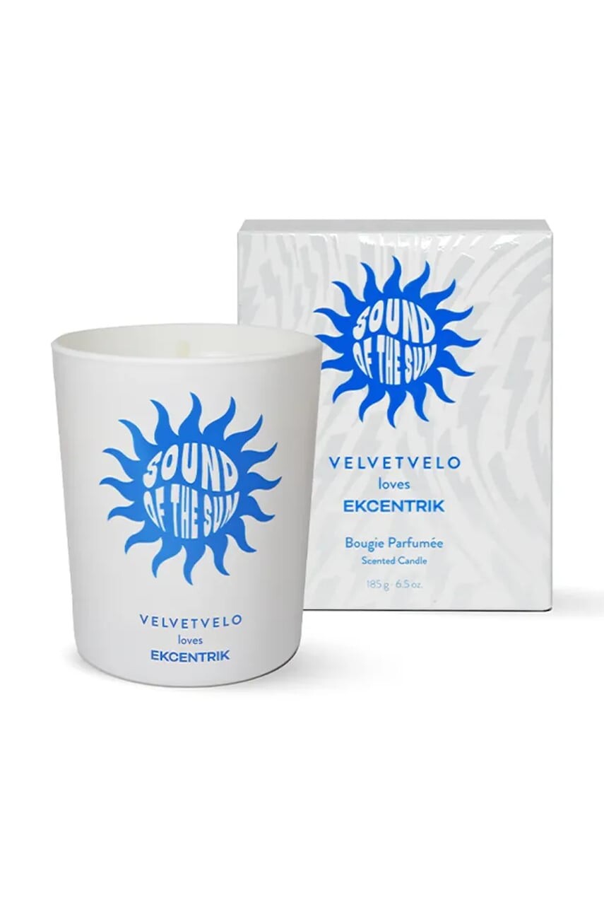 Vonná sviečka VELVETVELO Sound Of The Sun 185 g biela farba, SSUNXXBOU