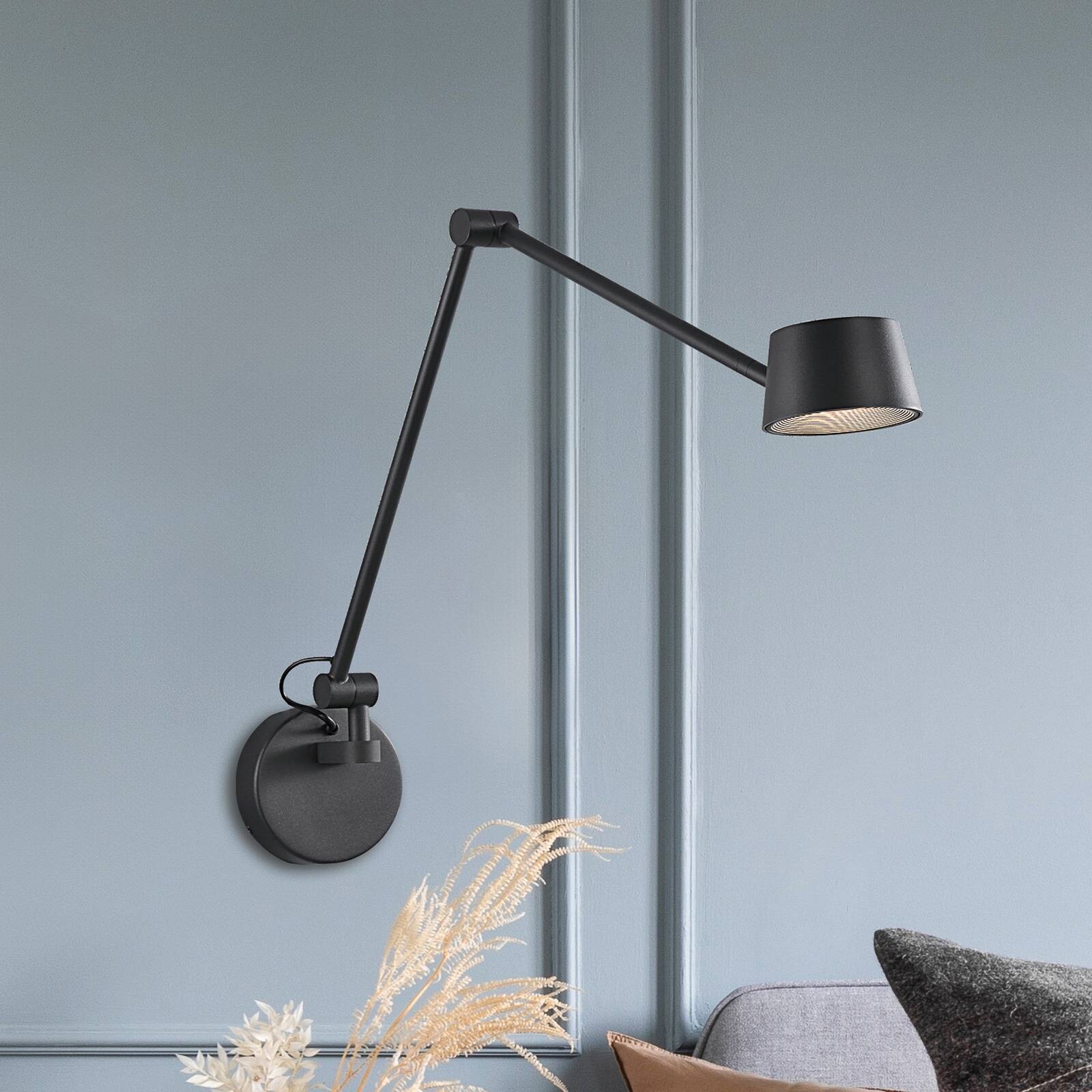 LED nástenné svetlo Savina, čierne, výška 92 cm, kov