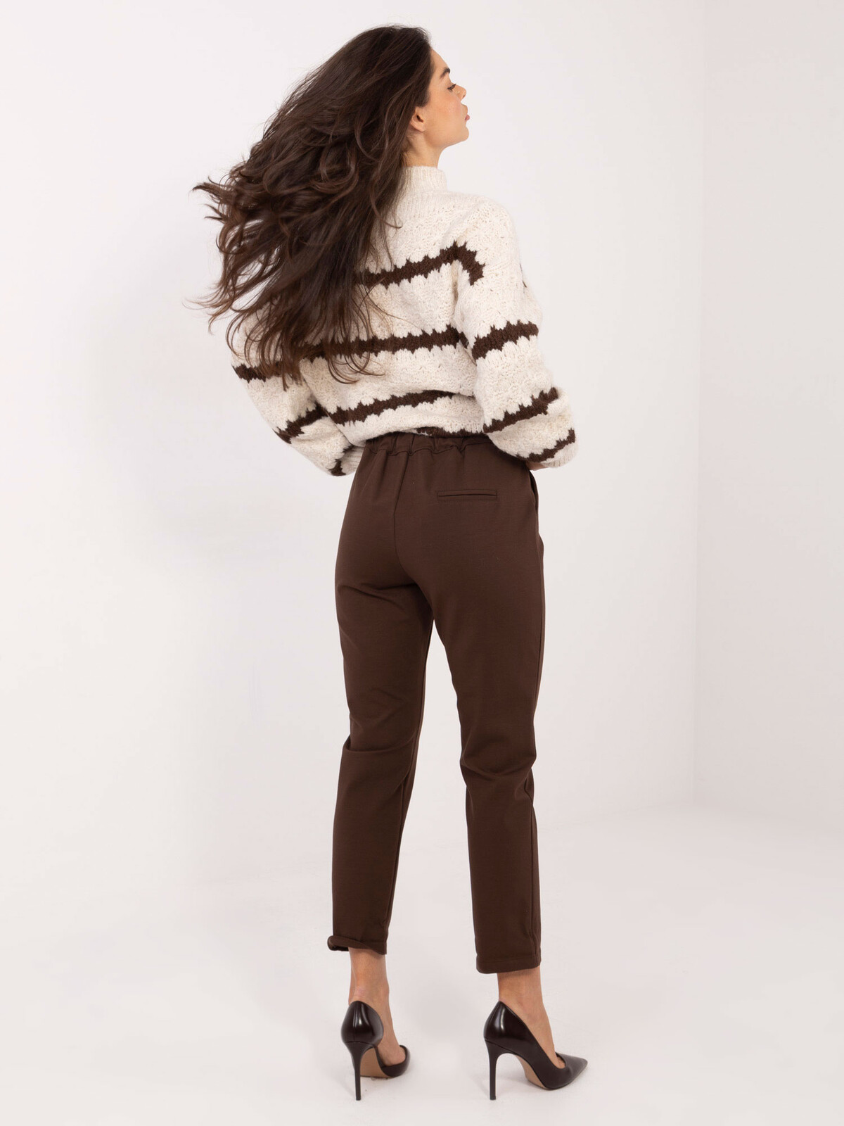 Tmavohnedé nohavice