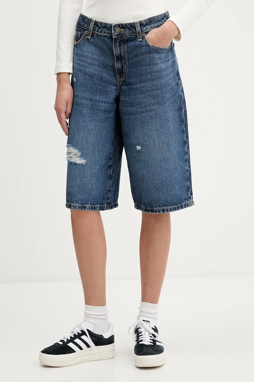 Rifľové krátke nohavice Guess Jeans modrá farba, jednofarebné, vysoký pás, W5YD1D D5R22