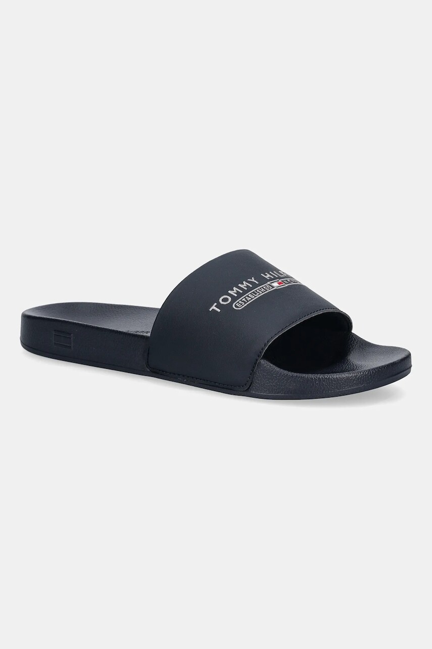 Šľapky Tommy Hilfiger RAISED POOL SLIDE tmavomodrá farba, FM0FM05761