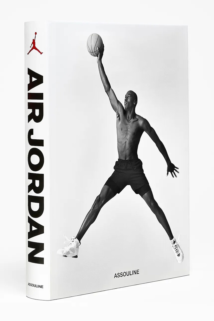 Kniha Assouline Air Jordan (Classic) by Adam Bradley, English biela farba