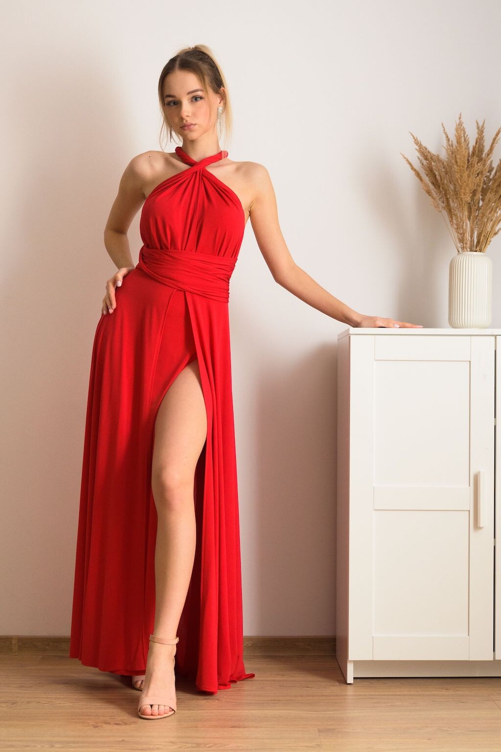 Mally Červené dlhé šaty na viazanie Veľkosť: UNI