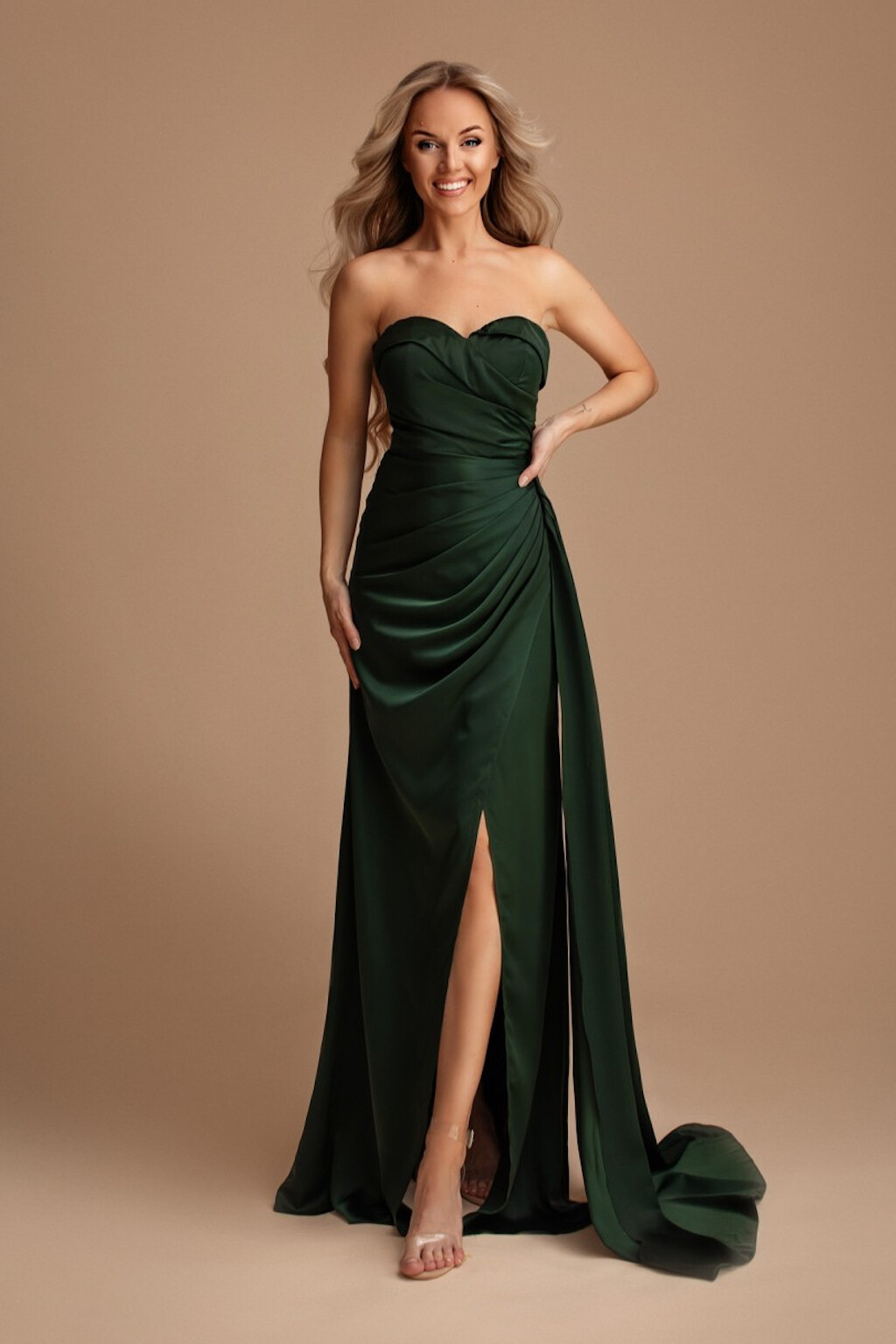 Eva & Lola Smaragdové priliehavé šaty s rozparkom Veľkosť: M