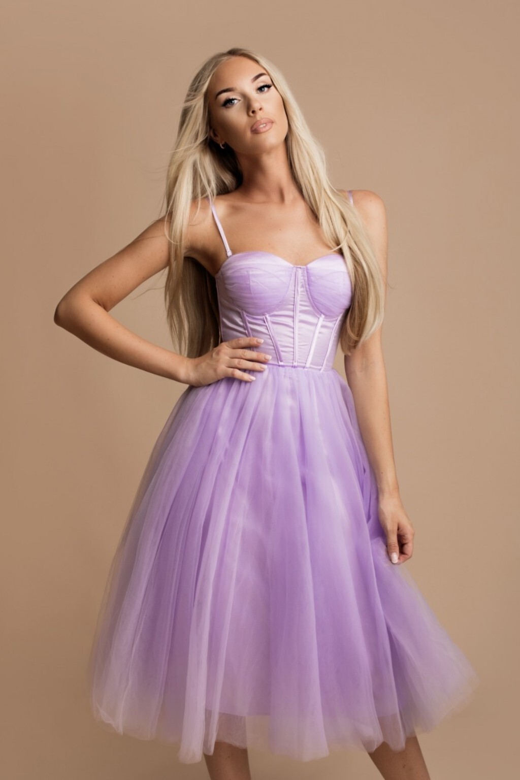 Eva & Lola Poškodený tovar - Fialové midi šaty s korzetom a tylovou sukňou Veľkosť: L