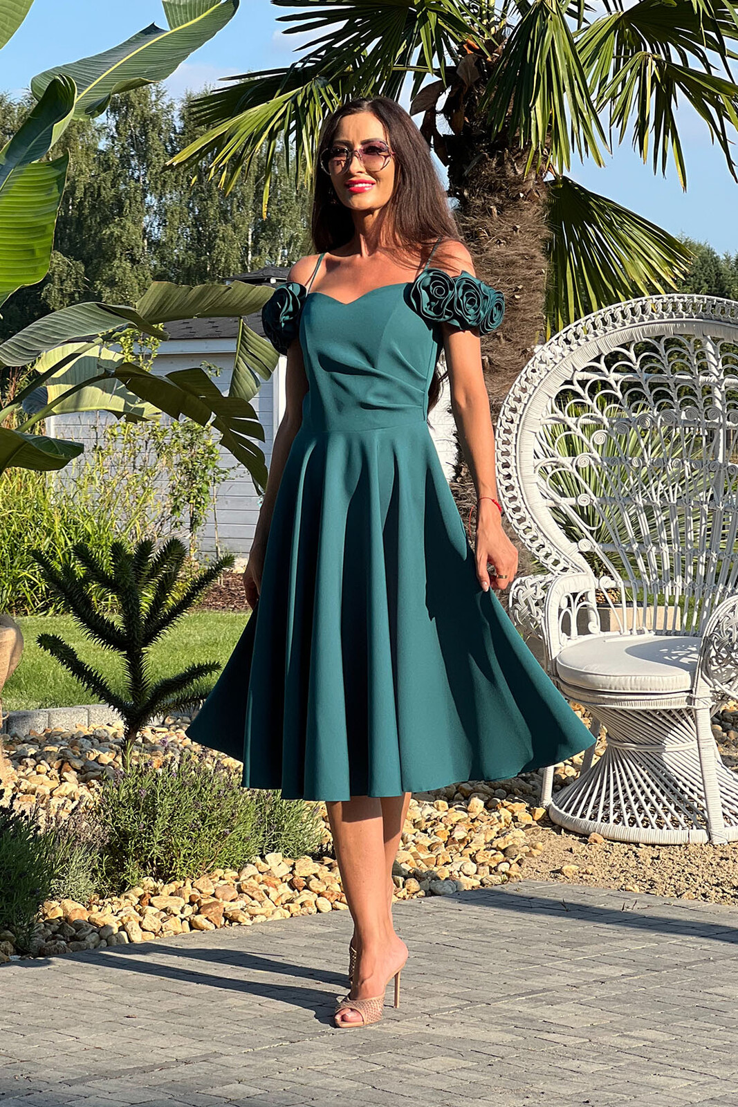 Elizabeth Collection Smaragdové midi šaty s ružami Veľkosť: XS