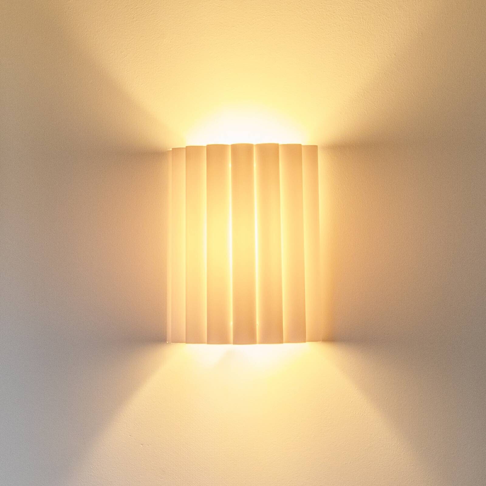 Nástenné svetlo Aria, ecru, mikrovlákno, E27