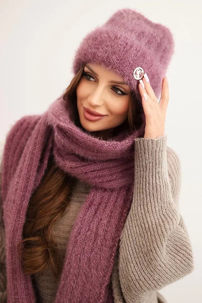 Kesi Dámsky komplet čiapka a dlhý šál z mäkkej priadze tmavo ružový