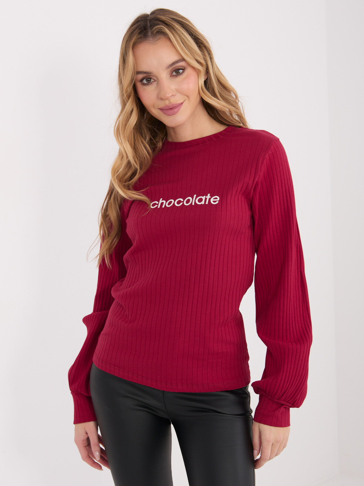 Bordová blúzka s nápisom