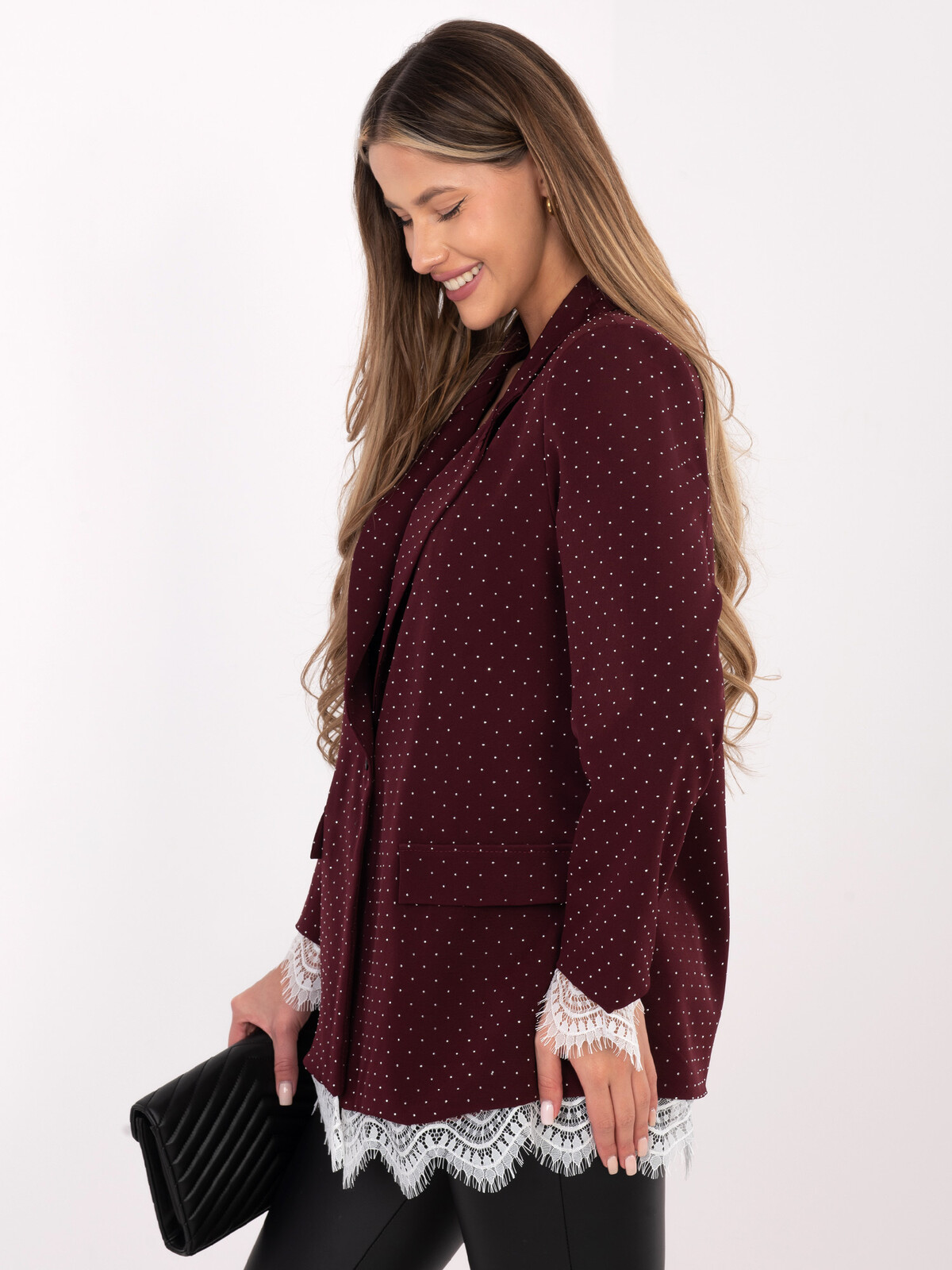 Bordový prešívaný bomber s čipkou