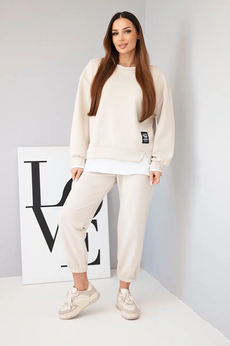 Kesi Włoski Dámsky komplet s maslovou voľnou mikinou a teplákmi béžový
