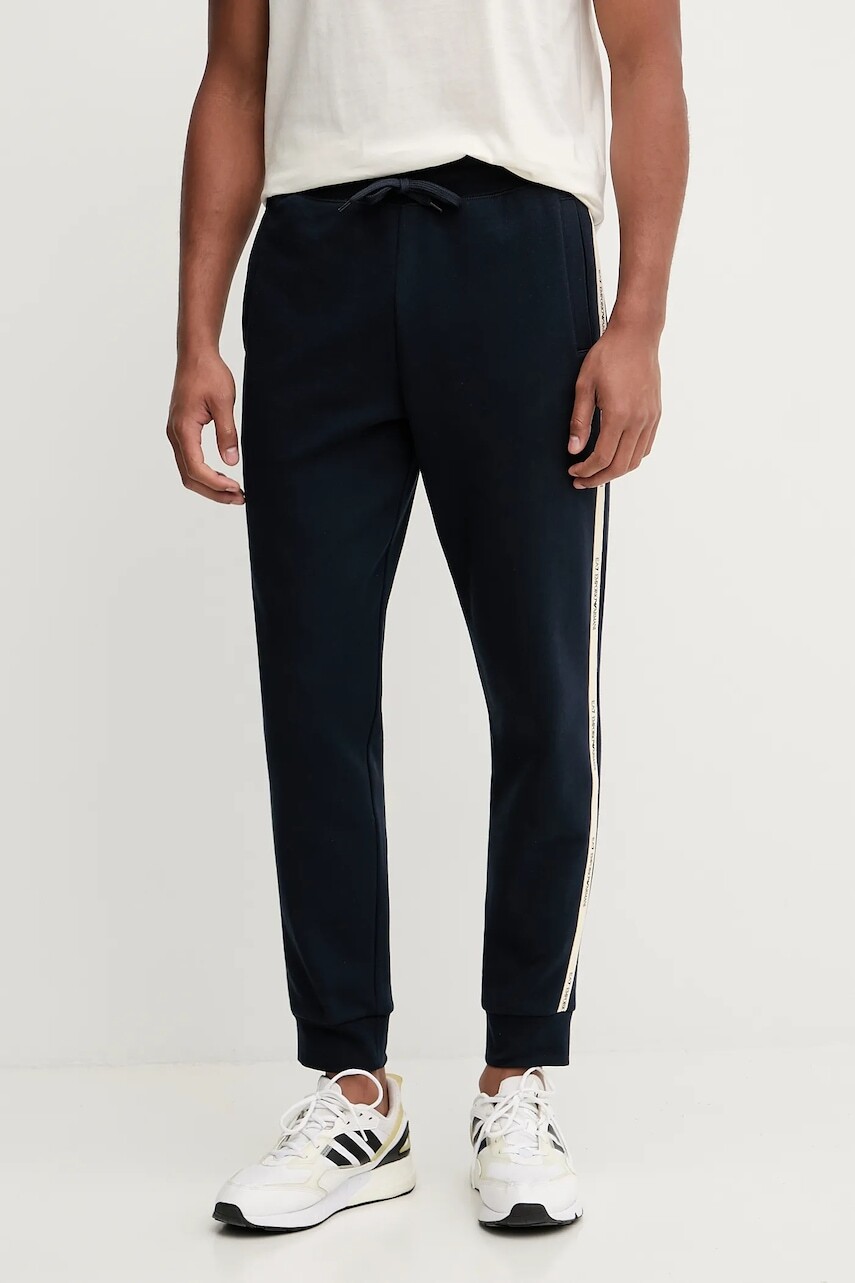 Tepláky EA7 Emporio Armani