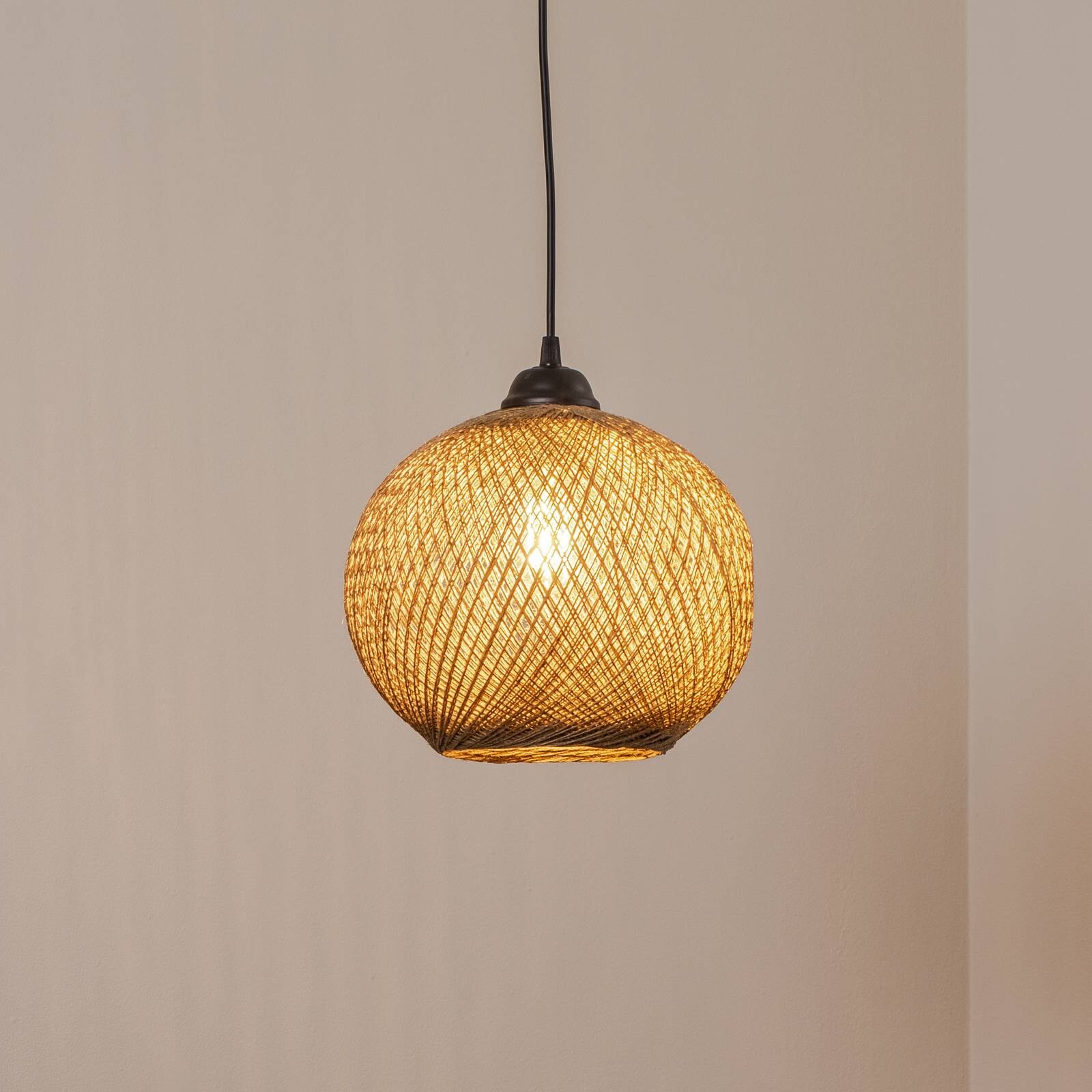 Závesné svietidlo Yumak, hnedé, Ø 26 cm, lano, 1-pl