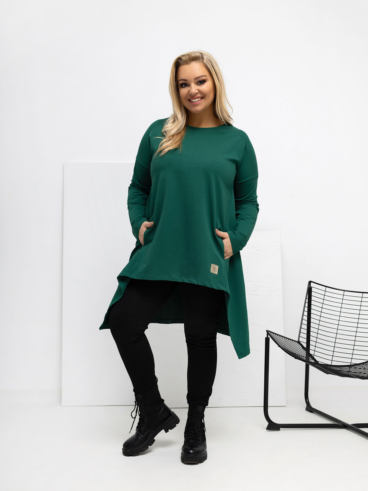 Plus size tunika v tmavozelenej farbe