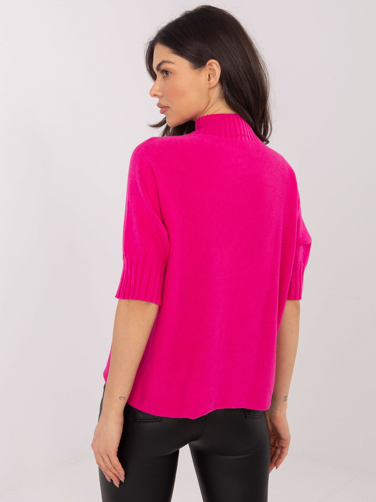 Ružový sveter s krátkym rukávom