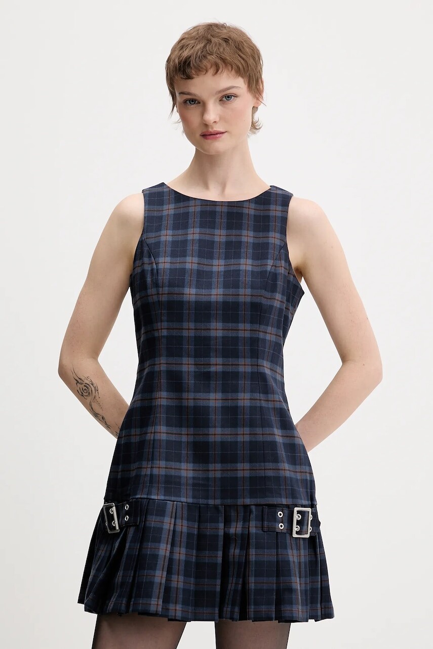 Šaty The Ragged Priest