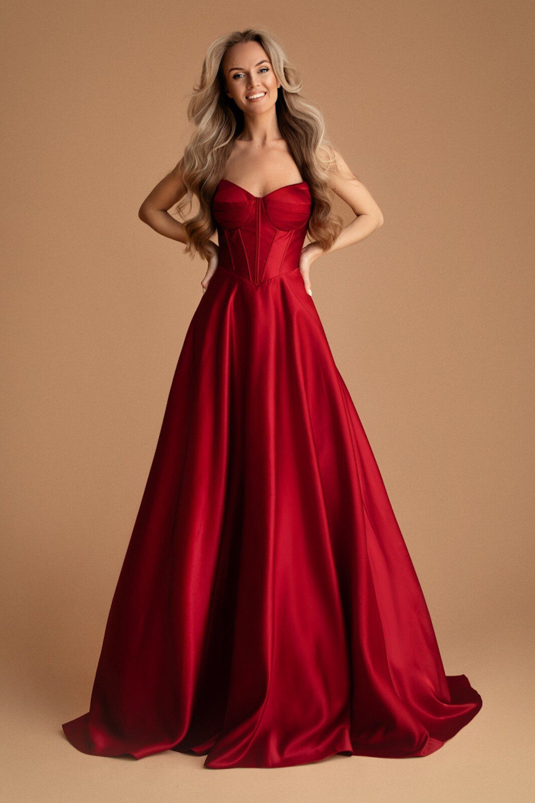 Eva & Lola Červené spoločenské šaty Veľkosť: S