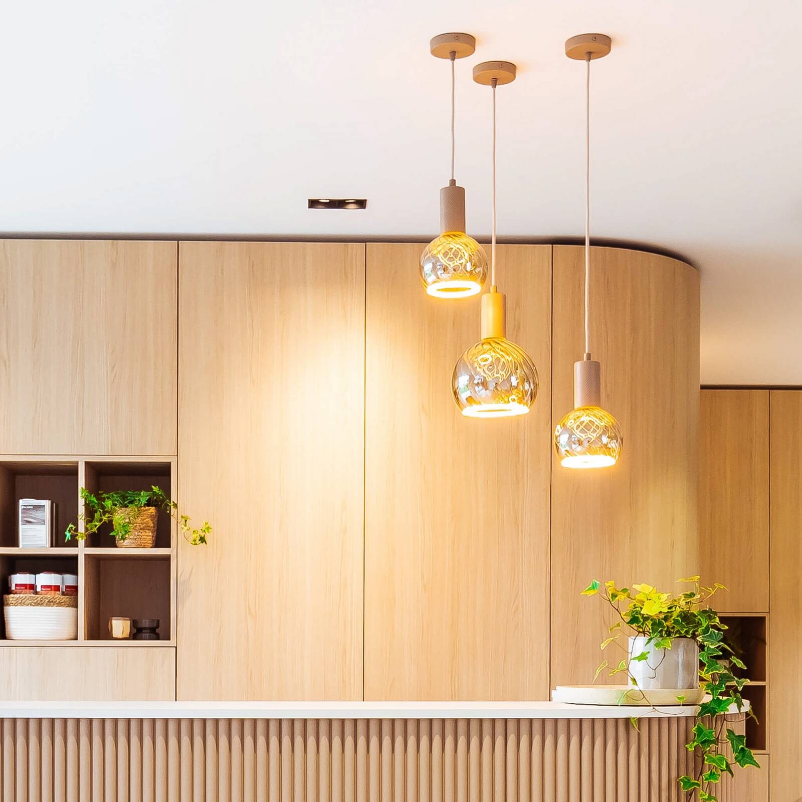 Segula závesné svietidlo Flow, olejovaný dub, E27