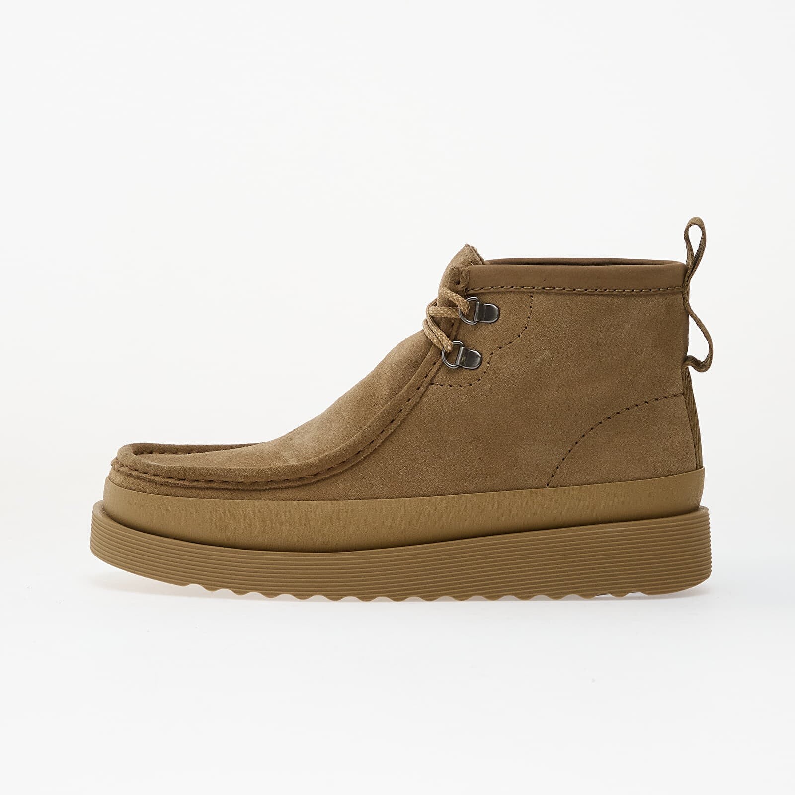 Tenisky Clarks WallabeeFTR2Hi Dark Sand Suede EUR 45