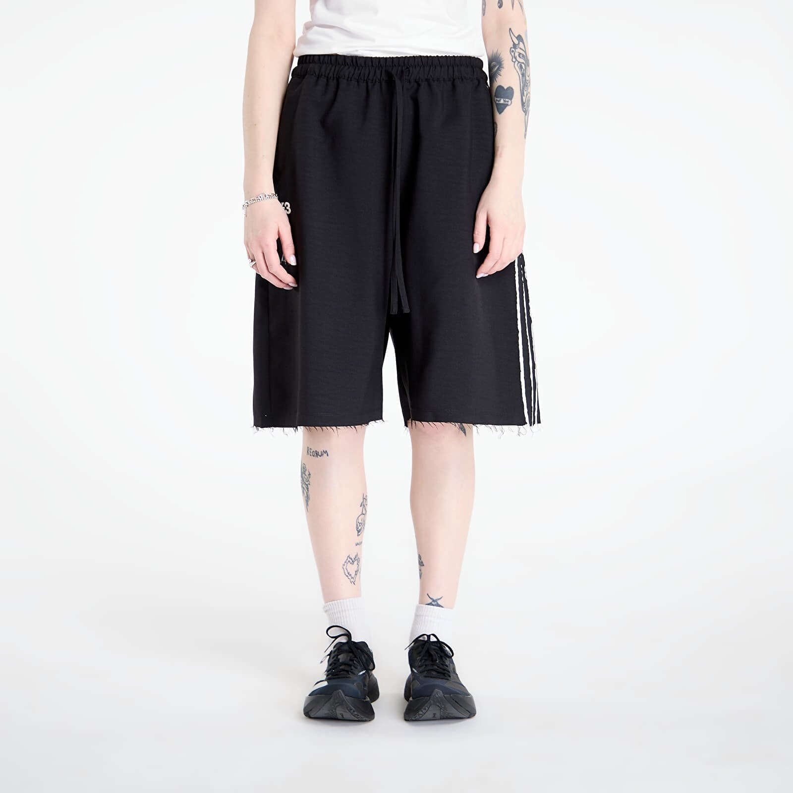 Šortky Y-3 Sport Uniform Raw Cut 3 Stripes Shorts Black M