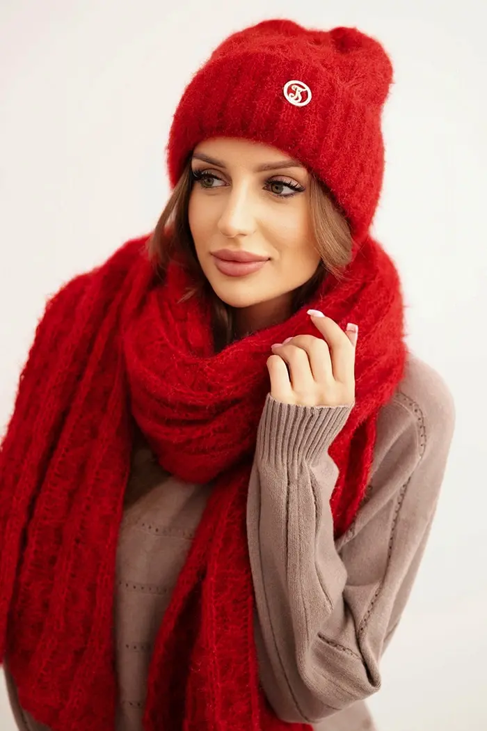 Kesi Dámsky set čiapka a šál s prúžkami a ozdobou červený