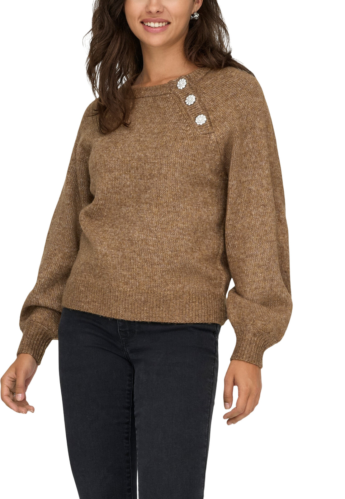 Hnedý sveter s okrúhlym výstrihom