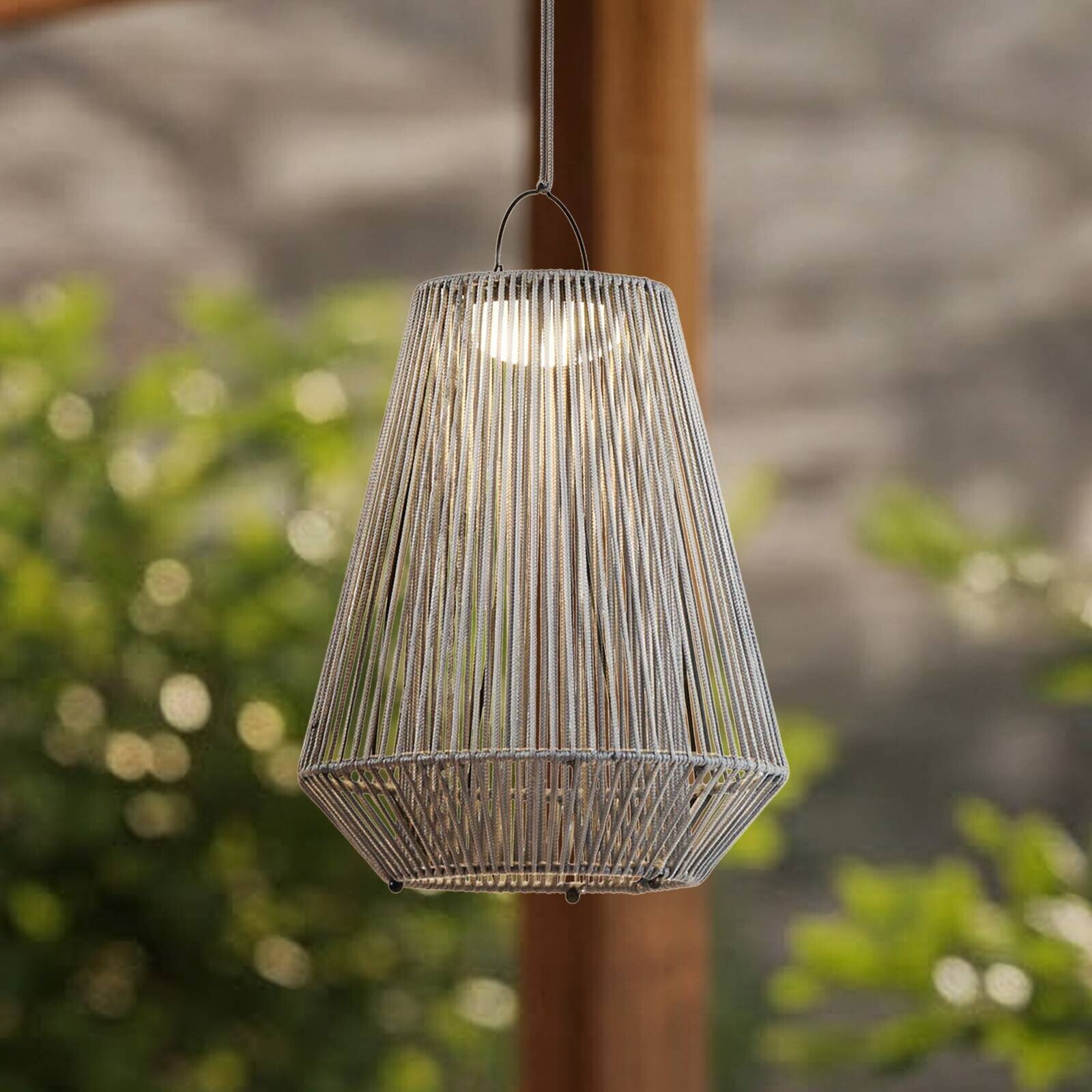 Lindby LED solárna závesná lampa Austas, sivá, Ø 32 cm, USB, IP54