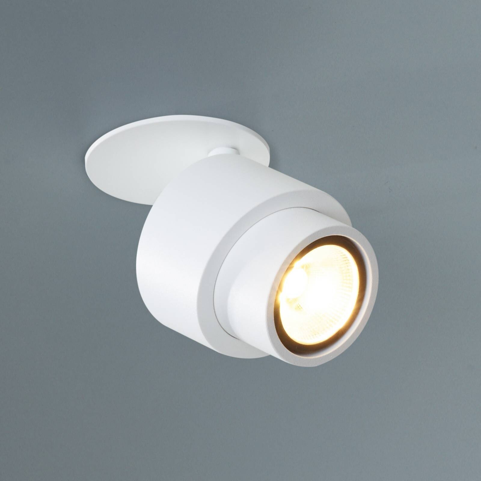 LED vstavaný spot BRUSH, biely, Ø 7 cm, kov, stmievateľné, 2 700 K