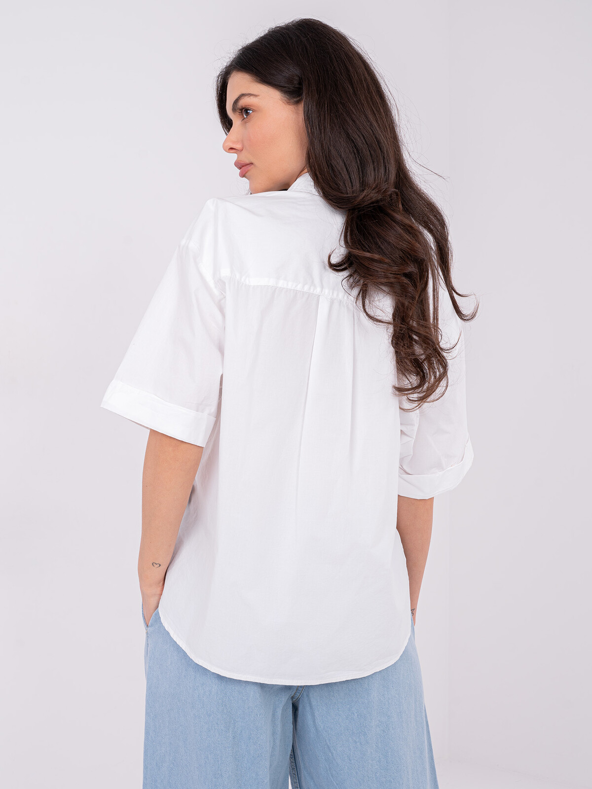 Biela dámska košeľa s krátkym rukávom