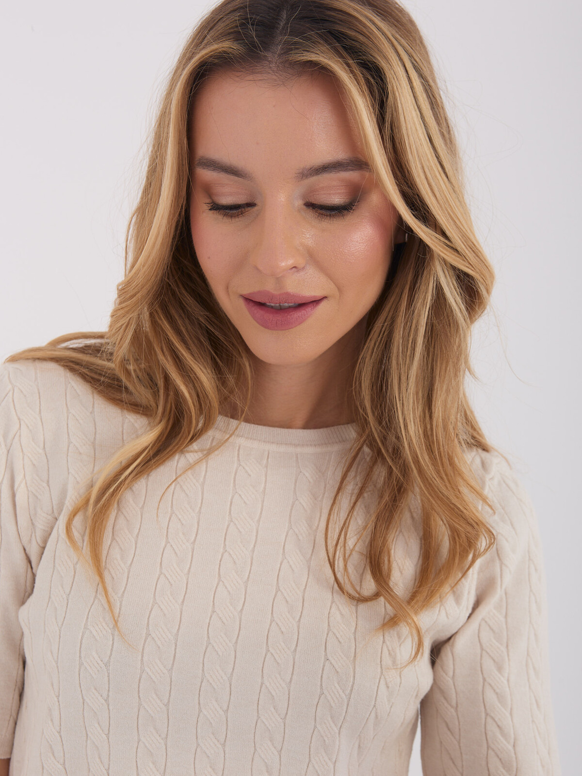 Svetrový top svetlobéžový