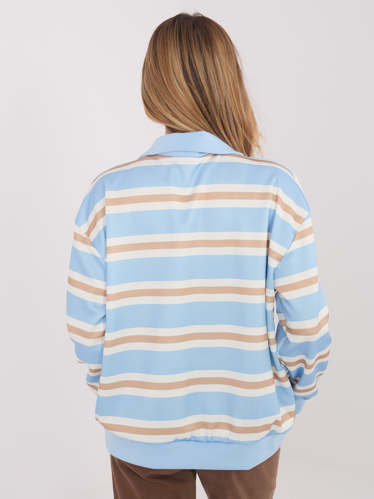 Pruhovaná blúzka s golierom